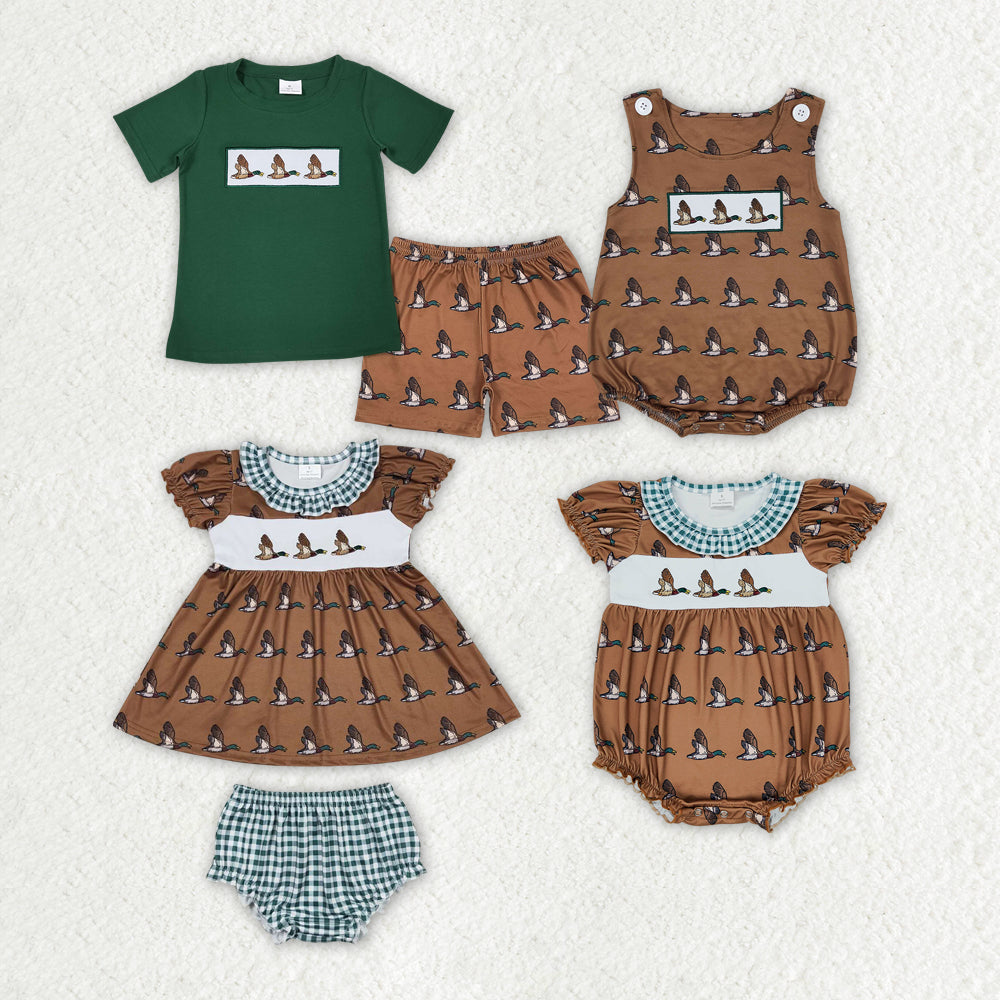 SR1285 embroidery duck boy romper 202405 RTS sibling