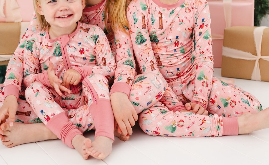 GLP1904 dancing Christmas pink sibling pajamas girl outfit preorder 202408