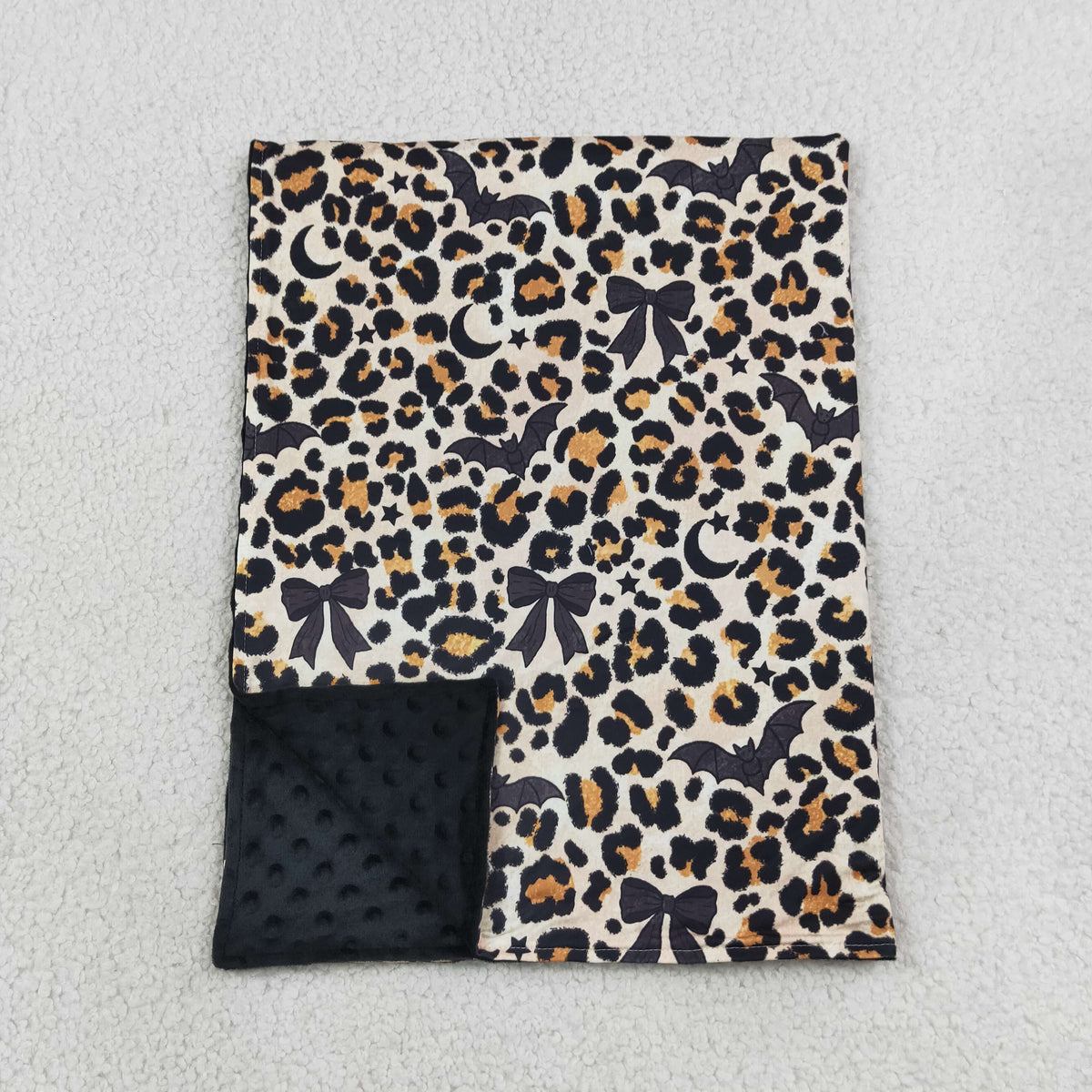NO MOQ RTS BL0290(2) Baby Girl Clothes Halloween Leopard Bat Bow Print Minky Dot Baby Blanket