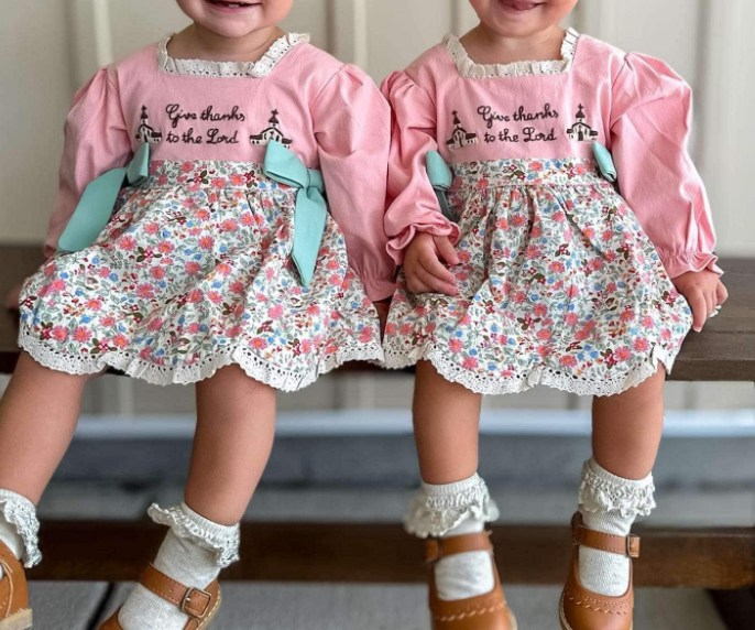 GLD0967 Embroidery thanksgiving flowers green bow pink girl dress sibling 202412 RTS