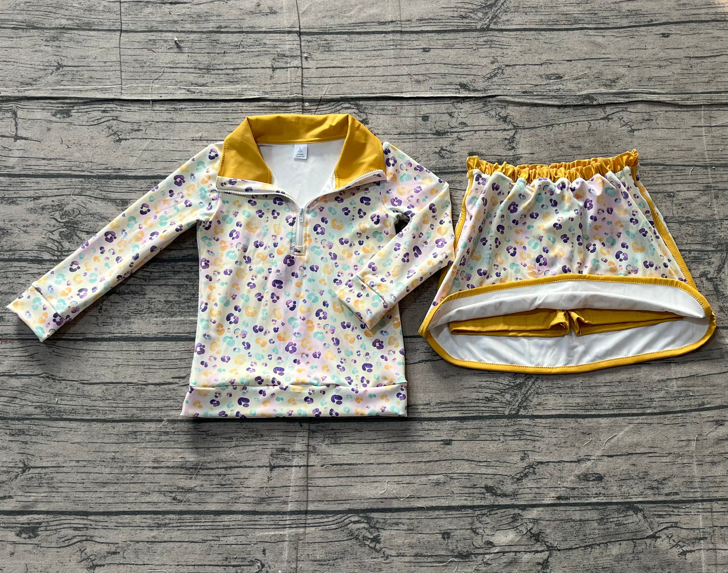GLD1365 yoga leopard Mardi Gras sibling outfit 202511 preorder