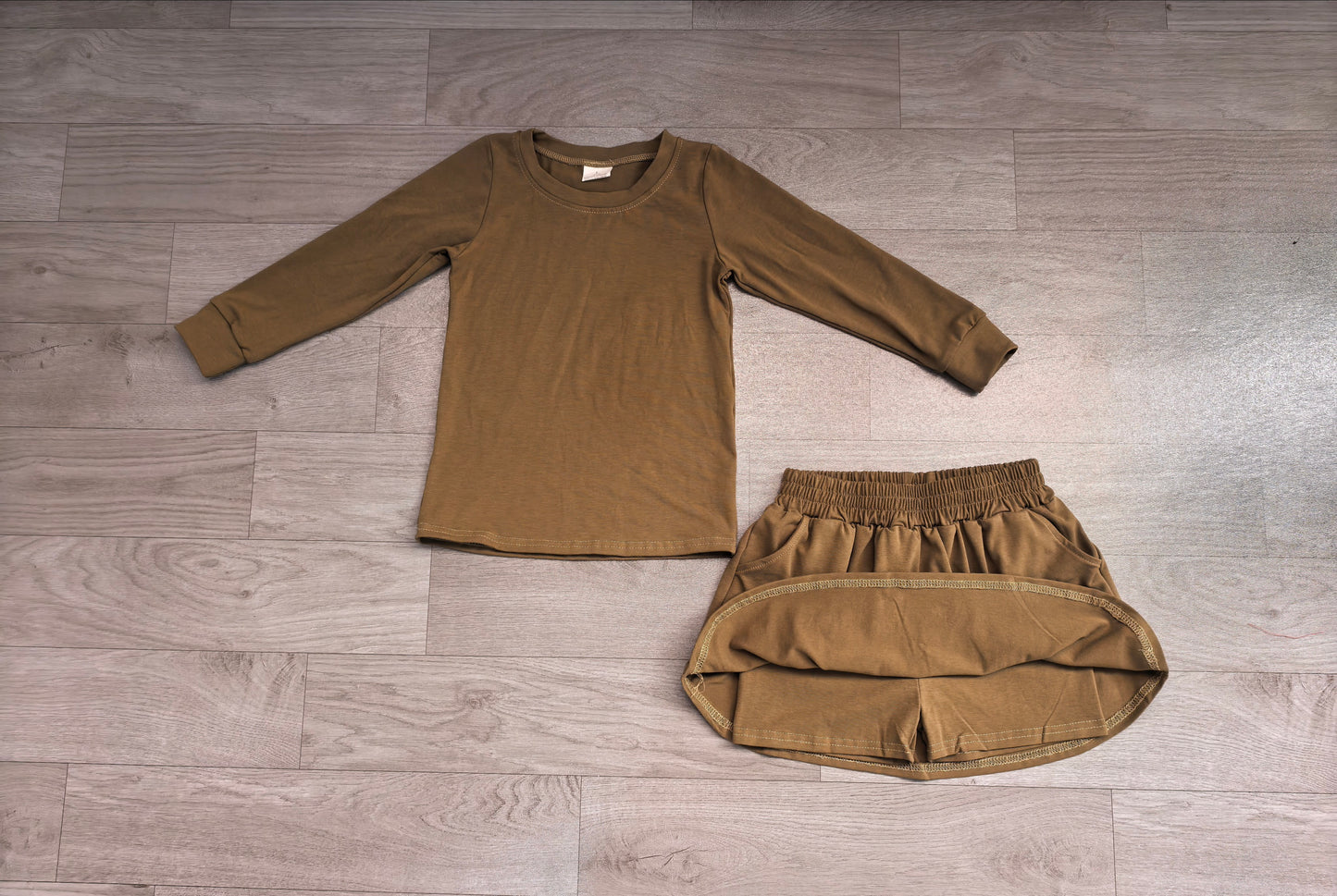 RTS GLD1698 Solid Long Sleeve Top Skirt Girls 2Pcs Outfit 202608