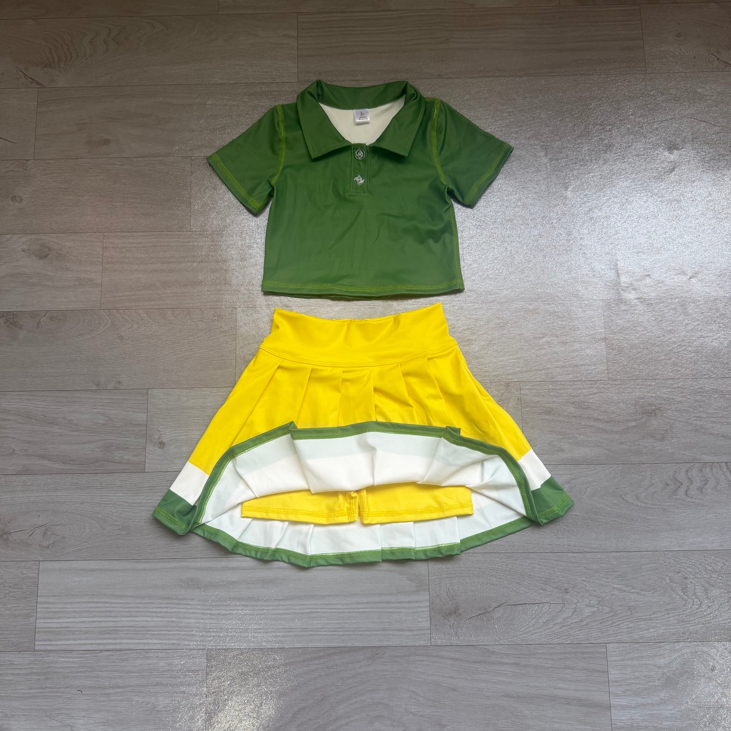 GSD4261 PREORDER Green Yellow Skort Set Yoga polo westen skirt Girls Green Polo Color Block Pleated Skirt Set 202607