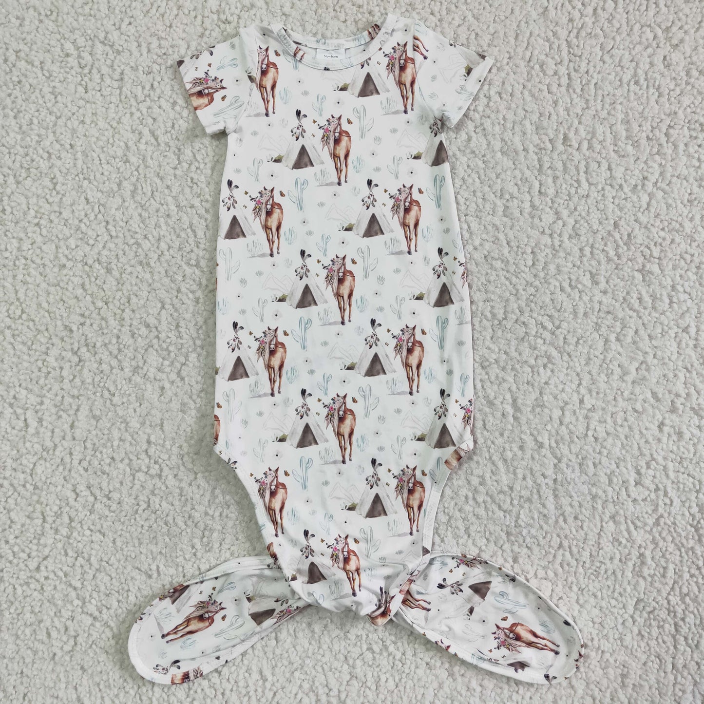 NB0011 promotion RTS cow cactus baby born gown western calf roping team roping design heart rodeo short sleeve romper