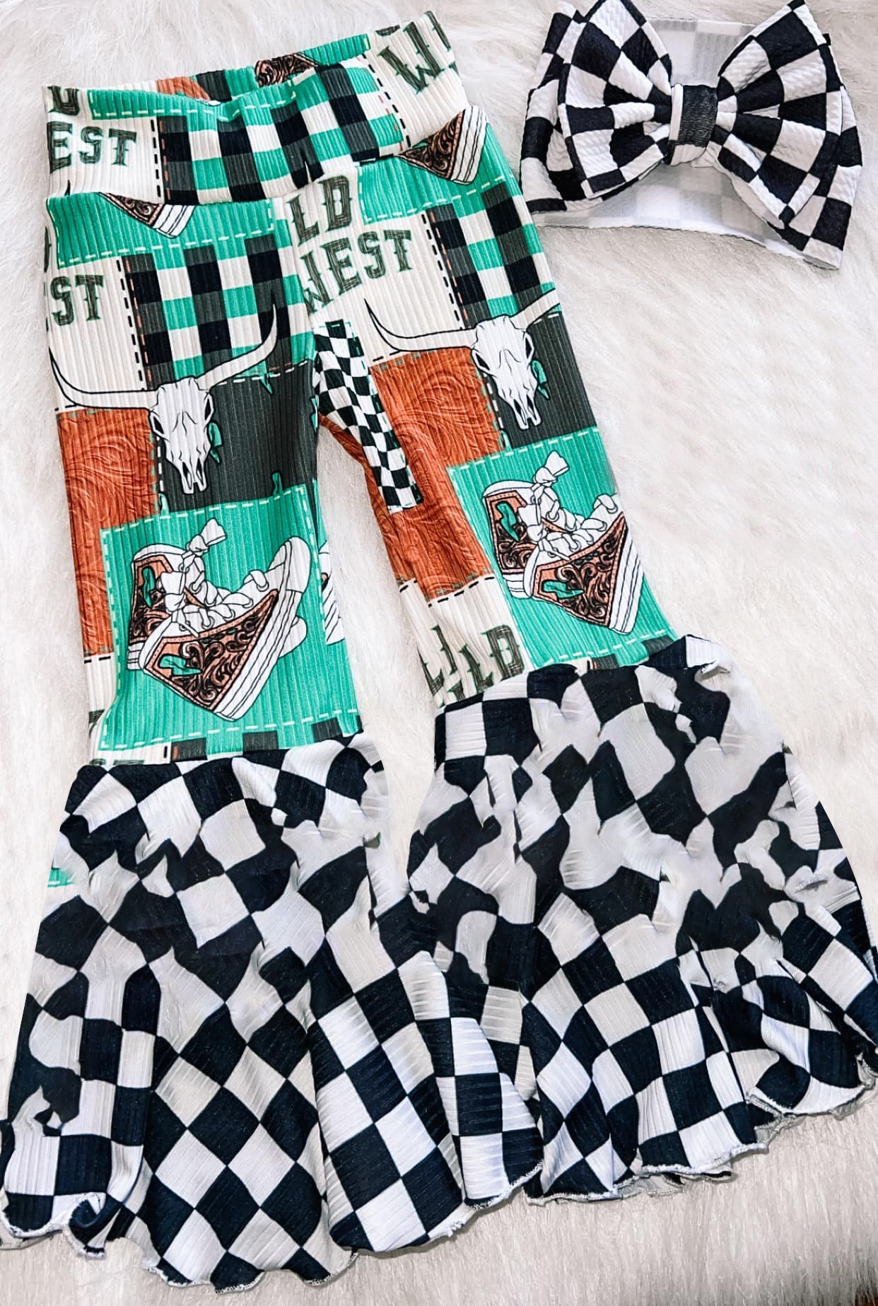 P0751  shoes checkerboad r bell bottom long pants 202504 rts