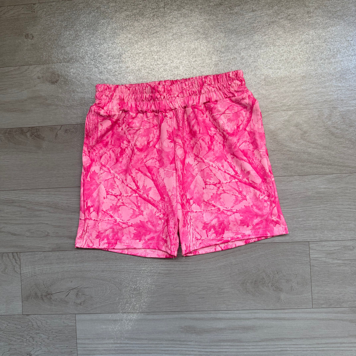 Sample-Real Pics SS0993 Baby Girl Clothes Pink Camo Leaf Print Elastic Waist Casual Shorts