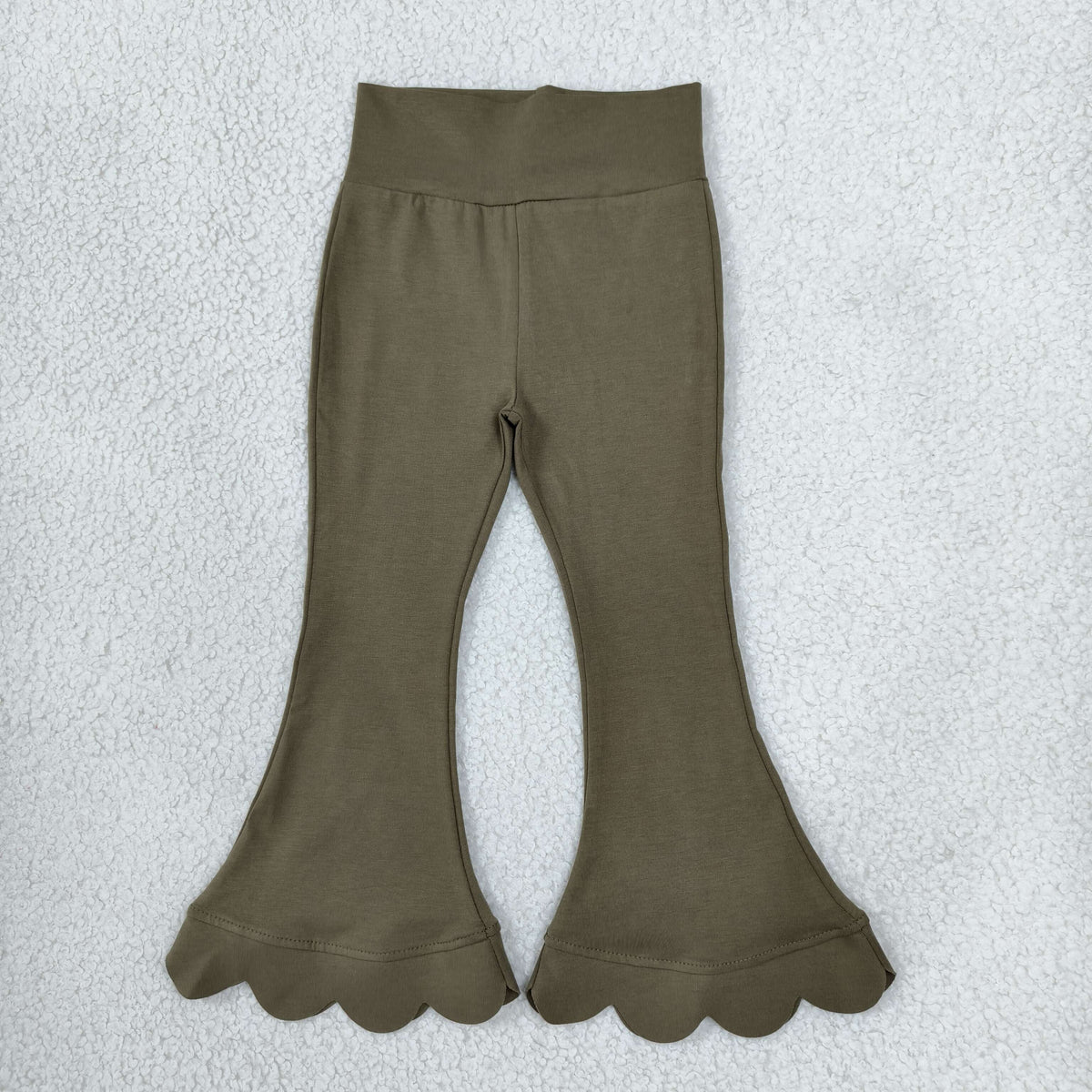 NO MOQ RTS P1080-scallop Baby Girl Clothes Solid Olive Scalloped Trim Flare Bell Bottom Pants 202610