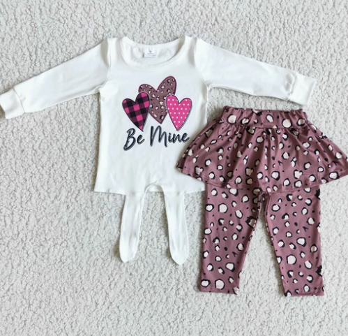 white top heart print be mine letters pink brown leopard skirt legging girl outfits