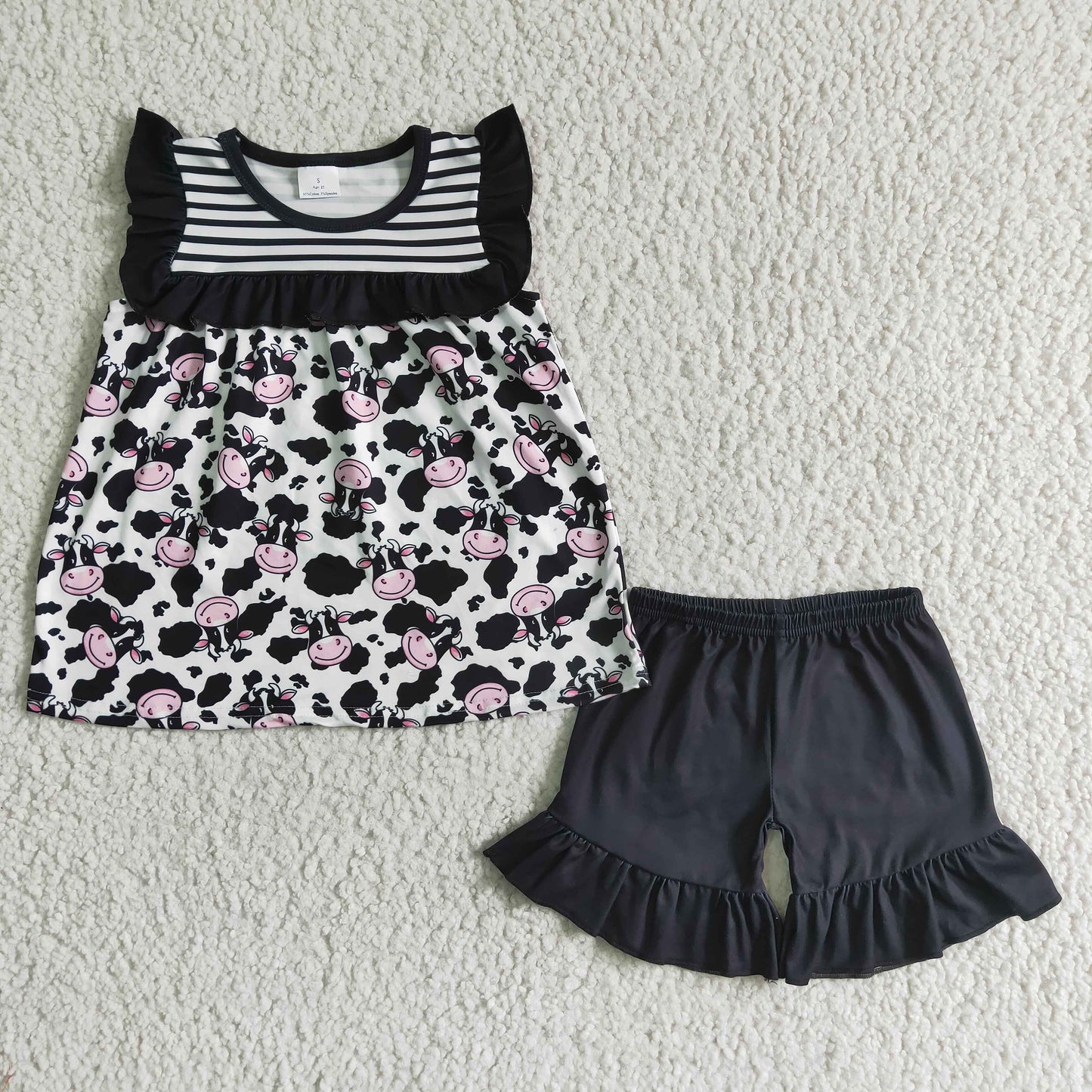 pink cow stripe print ruffles black short sleeve shorts girl outfits 0418