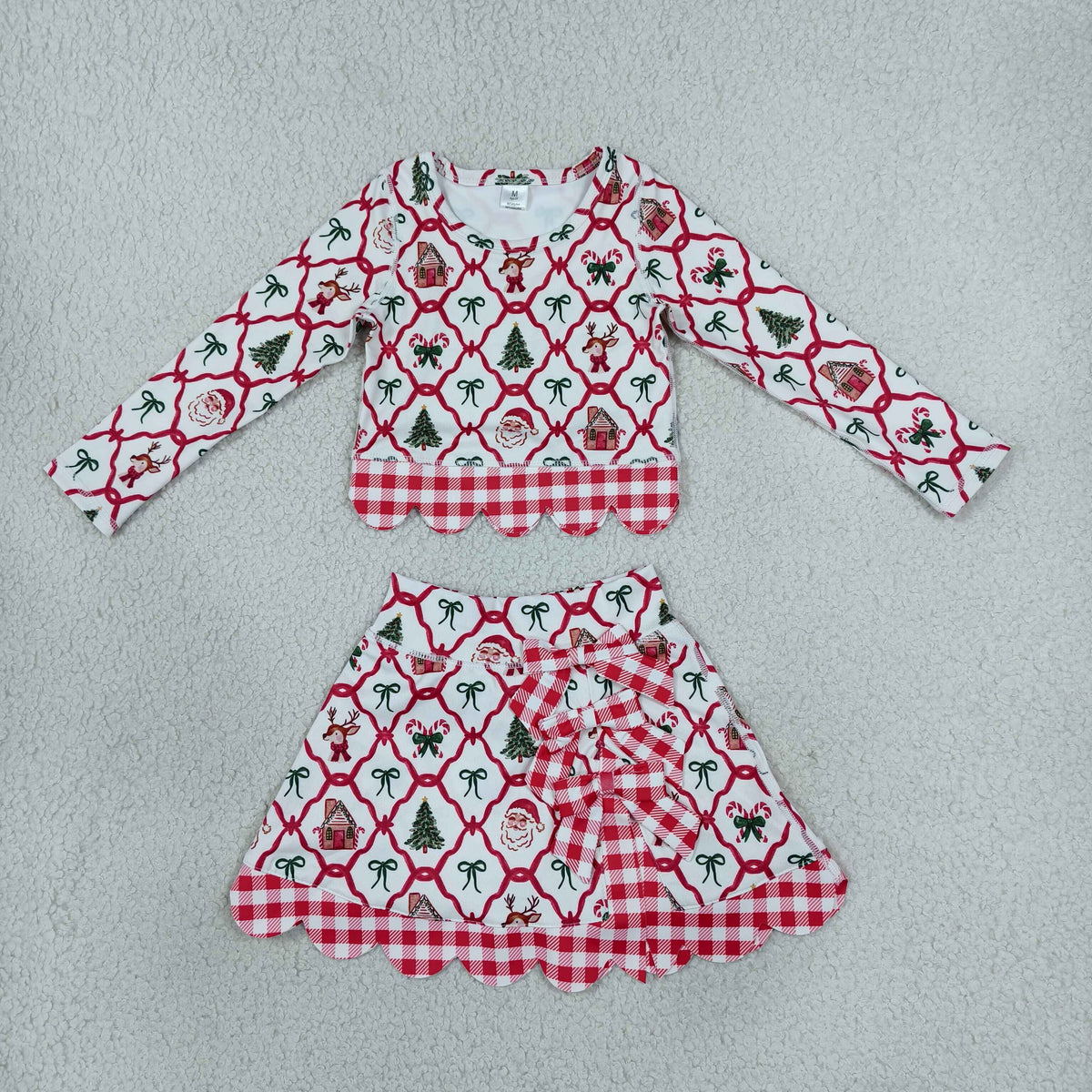 NO MOQ RTS GLD1676 Baby Girl Clothes Christmas Santa Tree Reindeer Mixed Print Long Sleeve Scalloped Top Skirt Set 202610