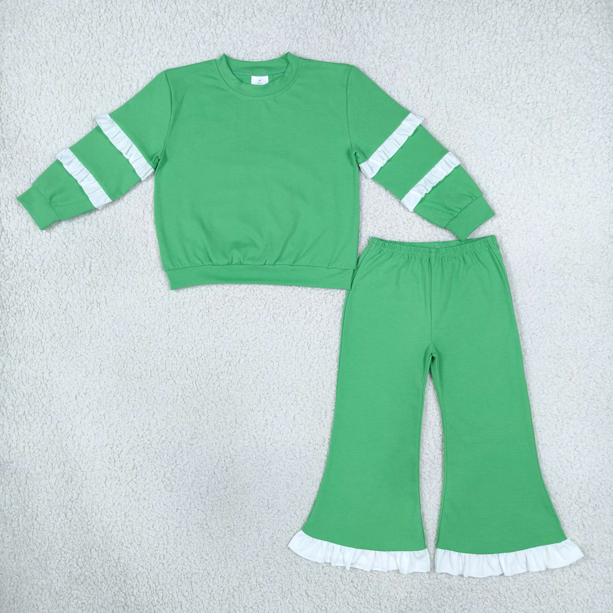 NO MOQ RTS GLP3717-bundle Baby Girl Clothes Solid Green White Ruffle Trim Long Sleeve Top Flare Pant Set 202610