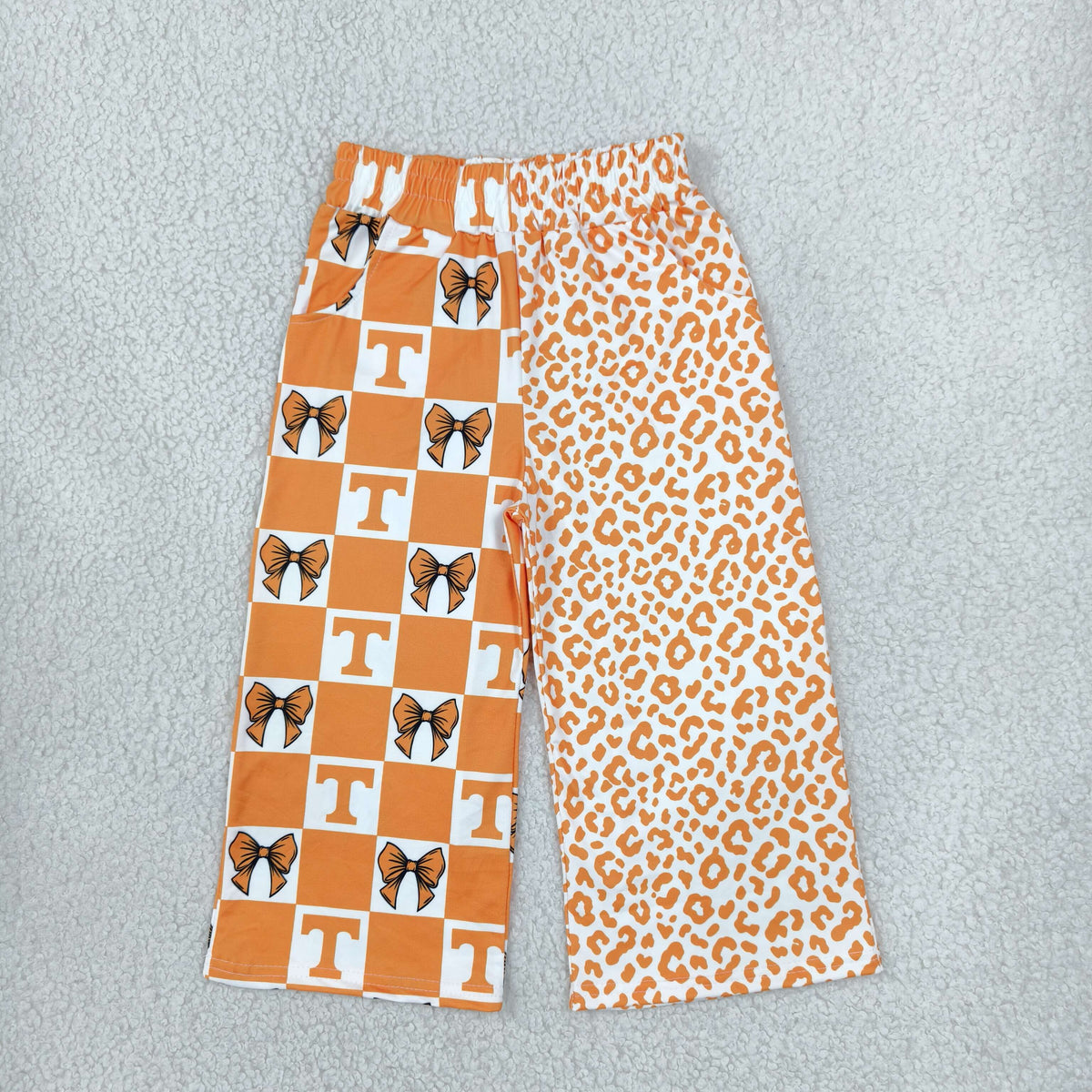 NO MOQ RTS P1121 Girl Clothes Orange Checkered Bow And Leopard Mixed Print Elastic Waist Wide Leg Cropped Pants 202610
