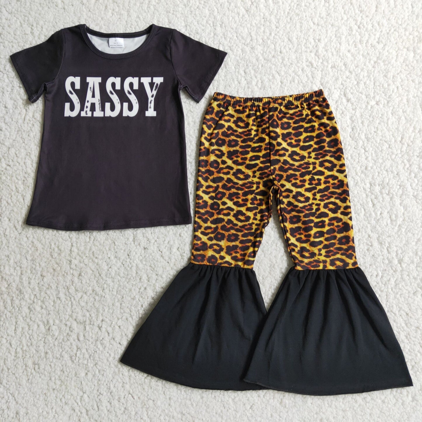 promotion A17-22 RTS miss sassy letters pink leopard print girl short sleeve bell bottom pant outfit