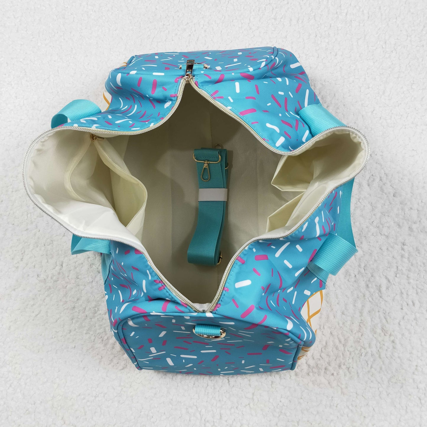 BA0304 ice cream handbag hold-all bag 18.5*11.2*7.9 inches 202505 RTS  Free shipping order $100+