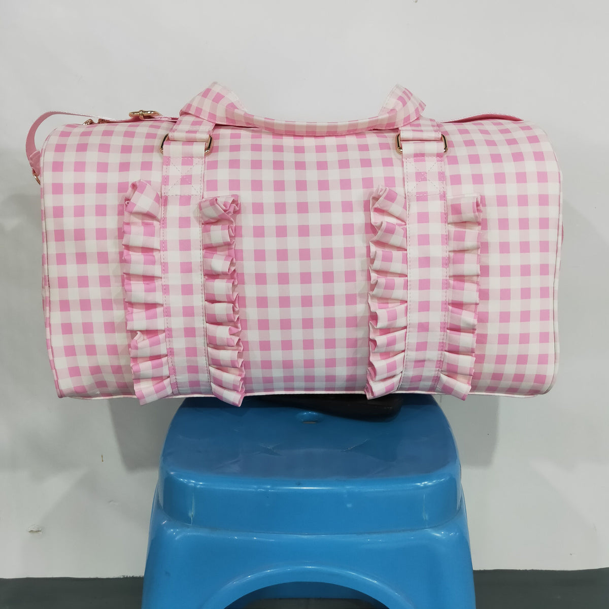 NO MOQ RTS BA0469 Girl Bag Pink Gingham Ruffle Print Travel Duffle Bag 202610