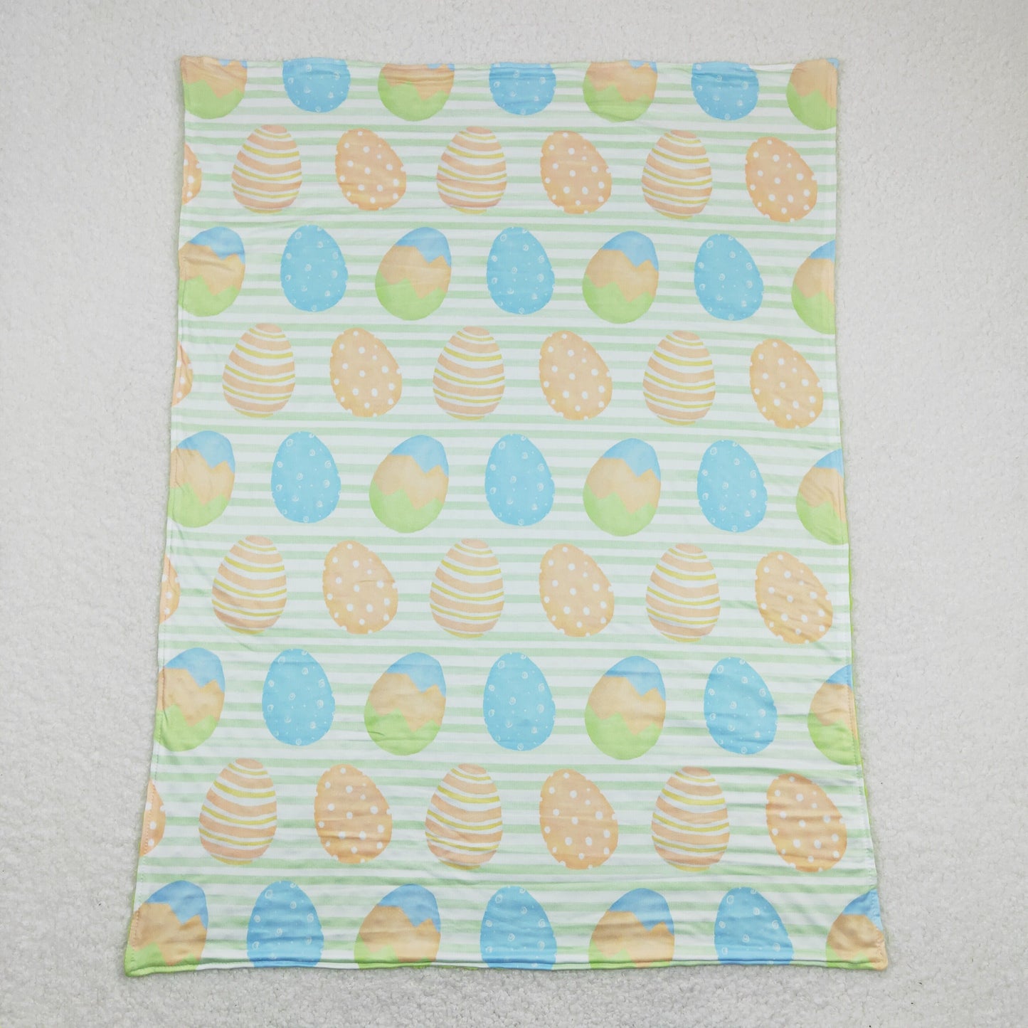 BL0102 Easter eggs colorful green blanket  202401 RTS