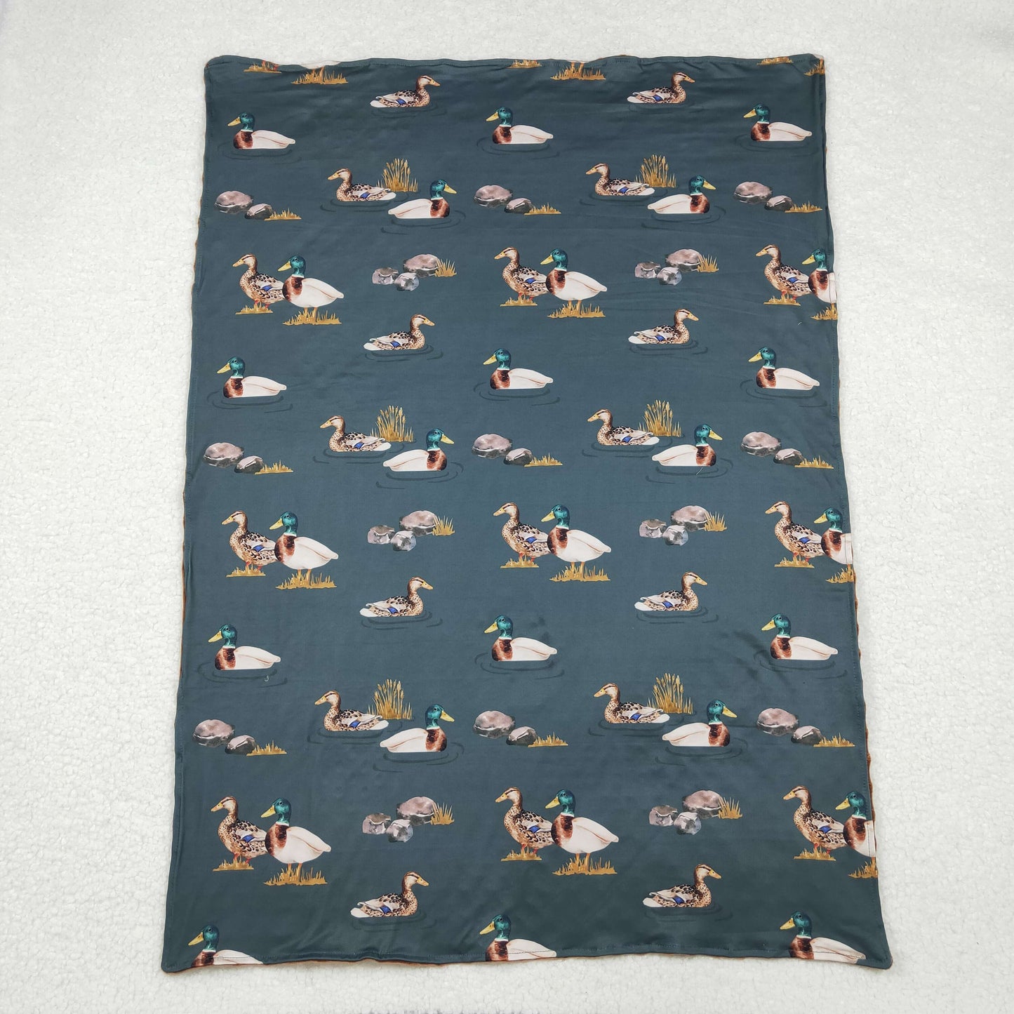 BL0186  hunting duck green blanket  2024012 RTS