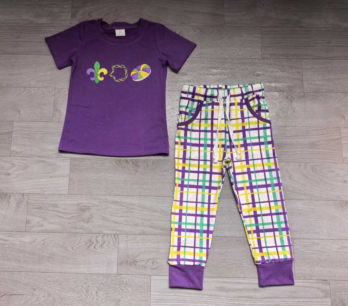 Sample-Real Pics BSPO0722 Baby Boy Clothes Mardi Gras Symbol Graphic Print Short Sleeve Tee Plaid Jogger Pant Set