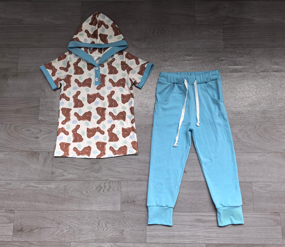 Sample-Real Pics BSPO0735 Baby Boy Clothes Easter Bunny Egg Mixed Print Short Sleeve Hoodie Top And Solid Jogger Pant Set