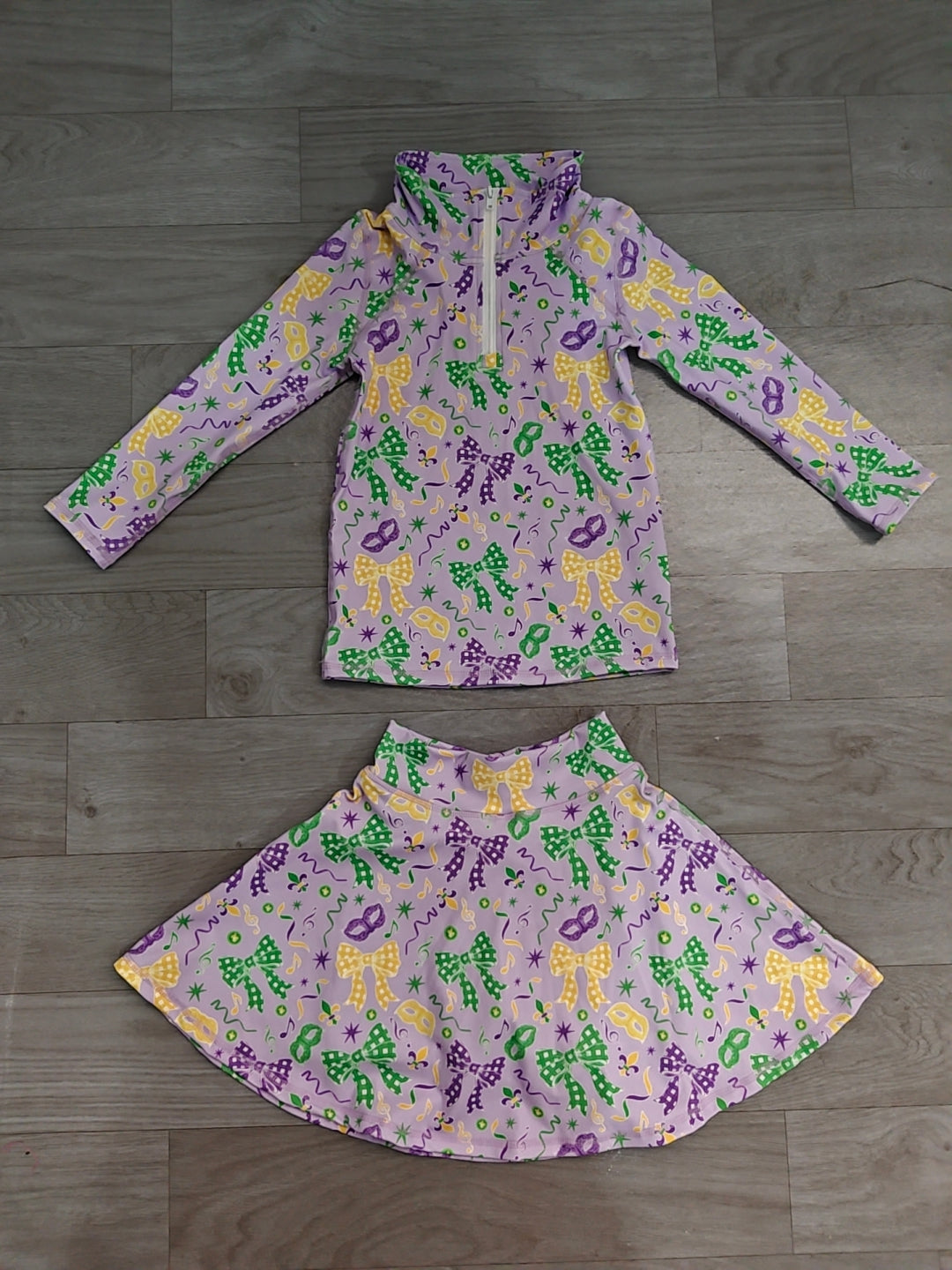 ample-Real Pics GLD1792 Baby Girl Clothes Mardi Gras Bow Mask Fleur De Lis Print Long Sleeve Quarter Zip Top Skort Set