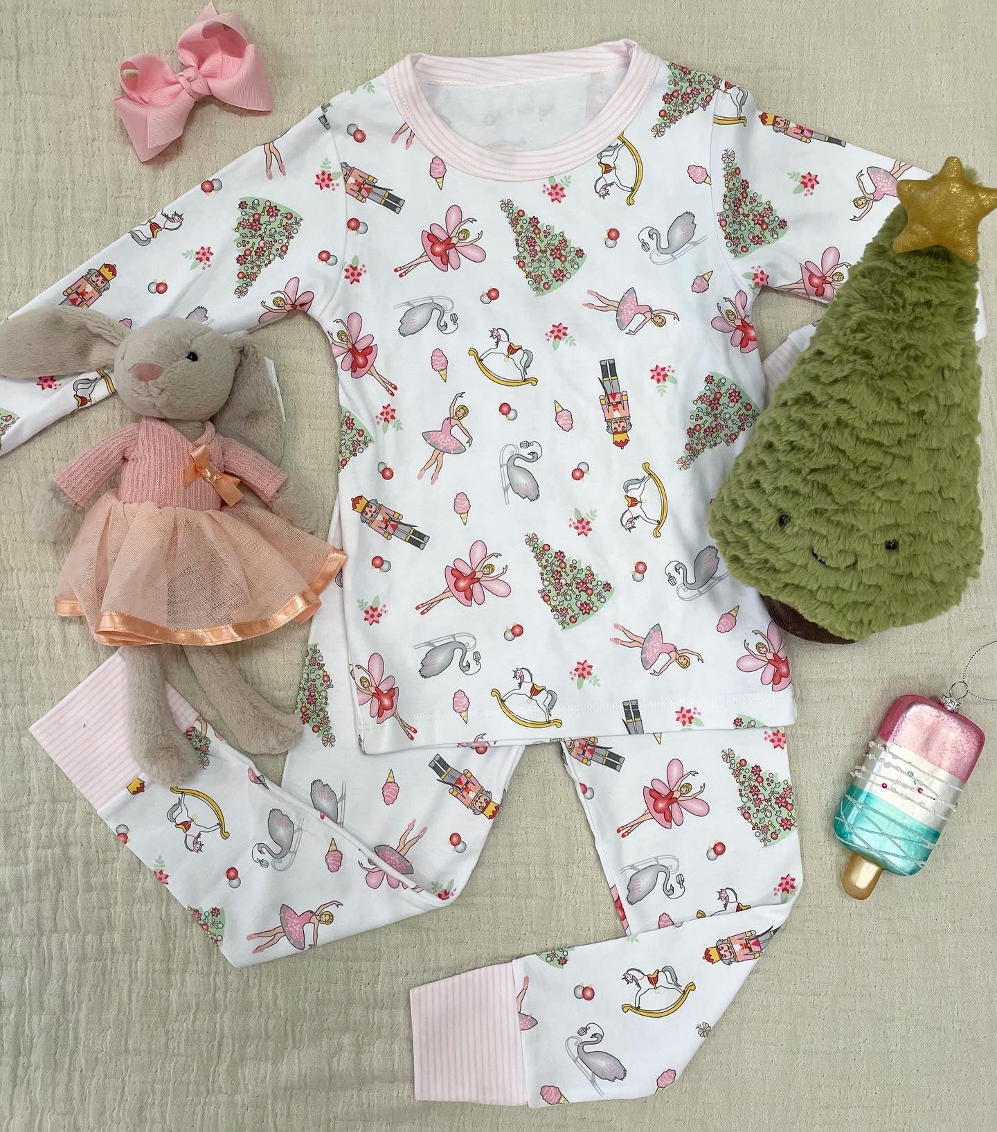 GLP1270 Christmas tree swan pajamas girl outfit preorder 202405