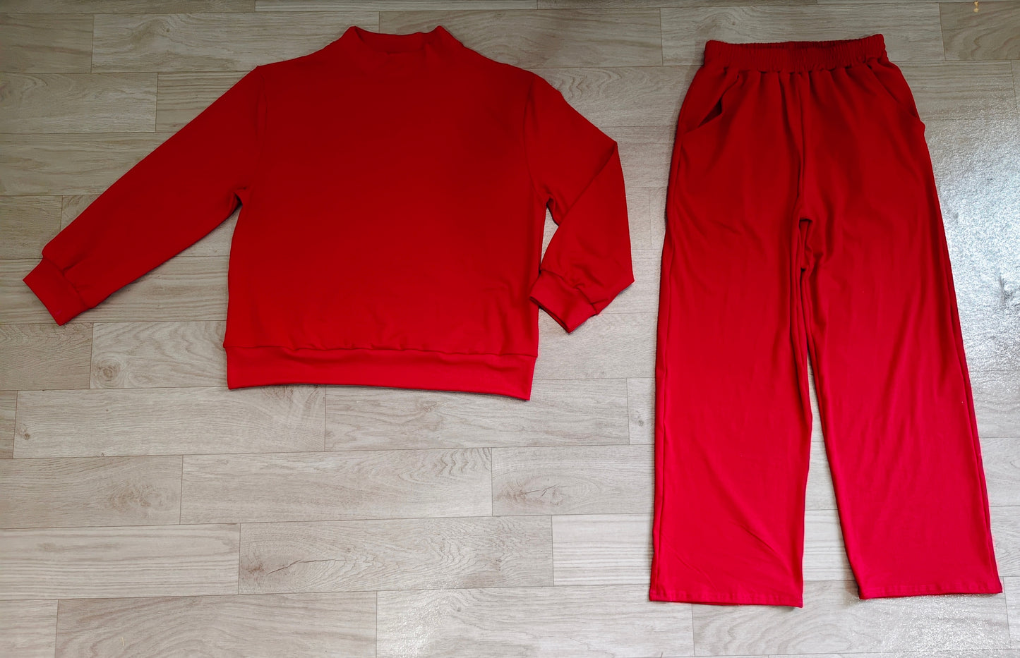 RTS GLP3418 Solid Red Mock Neck Long Sleeve Top Wide Leg Pants Women Outfit 202608