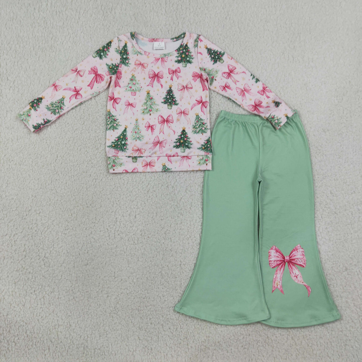 RTS GLP3539 Floral Christmas Tree Top & Green Bell Pants Set for Girls – Bow Flare Pants Holiday Outfit