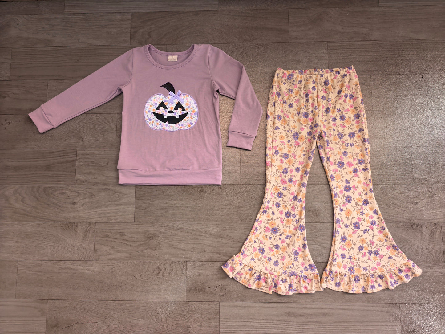 RTS GLP3618 Halloween Pumpkin Embroidery Long Sleeve Top Floral Ruffle Flare Pants Girls Outfit 202608