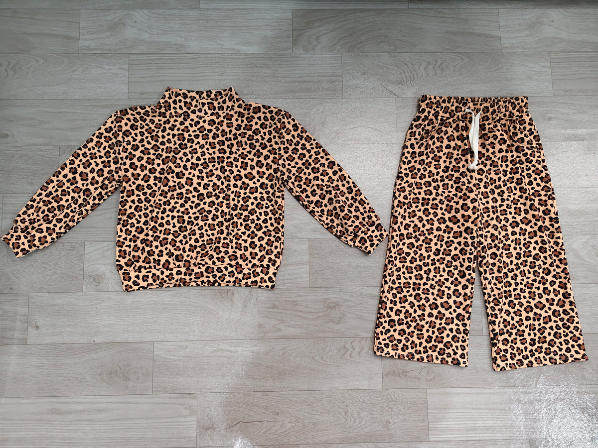 Sample-Real Pics GLP3814 Baby Girl Clothes Leopard Animal Print Long Sleeve Half Zip Top & Wide Leg Pant Set