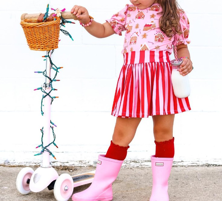 Christmas gingerbread house sibling GSD1401 girl stripe skirt outfit preorder 202407