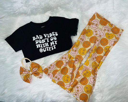 GSPO0687  smile face vibe fall short sleeve summer girl outfit 20230516 preorder