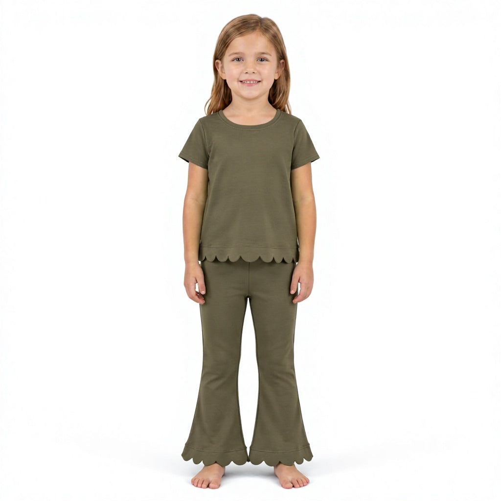 NO MOQ RTS GT1772-scallop Baby Girl Clothes Solid Olive Scalloped Trim Short Sleeve Tee Shirt 202610