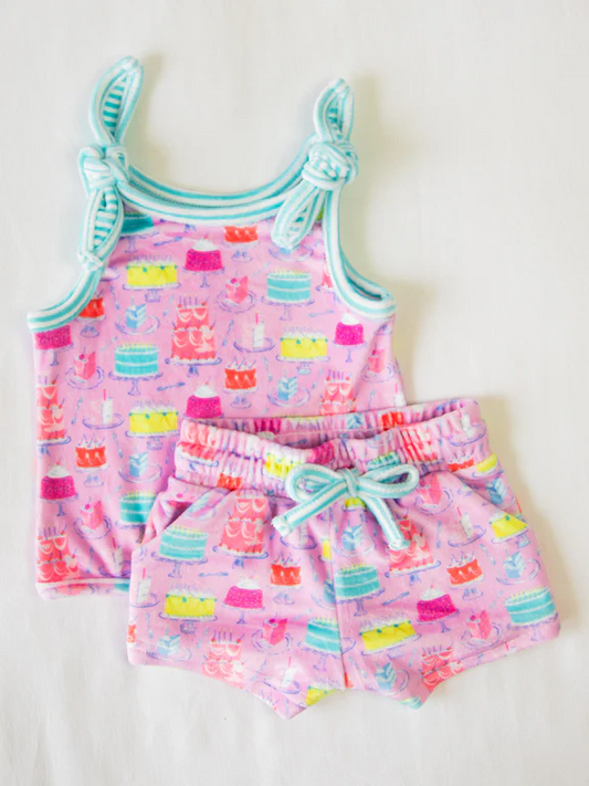 GSSO2215  preorder western  happy birthday cake short sleeve shorts girl summer outfit 202502