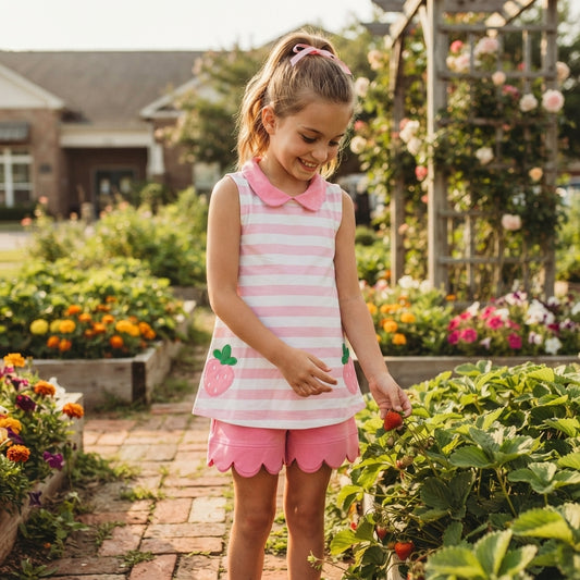 NO MOQ RTS GSSO3631-embroidery Baby Girl Clothes Pink White Stripe Strawberry Applique Print Sleeveless Tunic Top Scallop Short Set 202610
