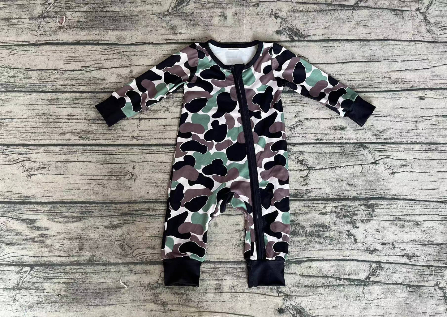 BAMBOO LR1460 sibling camo boy romper 202408 RTS