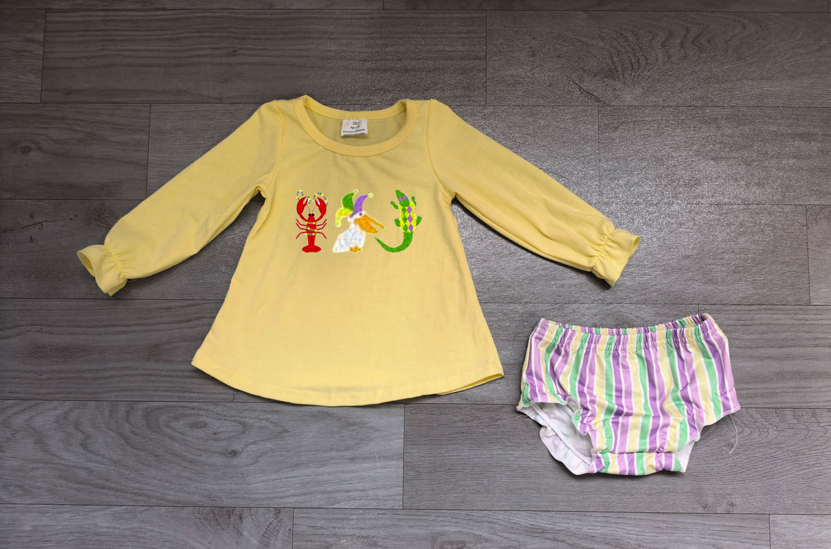 Sample-Real Pics LR2869 Baby Girl Clothes Mardi Gras Crawfish Duck Gator Print Long Sleeve Top Stripe Bloomer Set