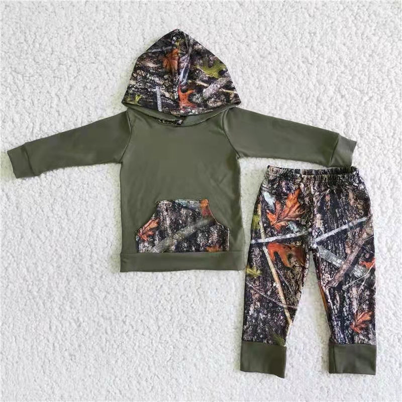 pocket leaves print long sleeve military green Hoodie outfit